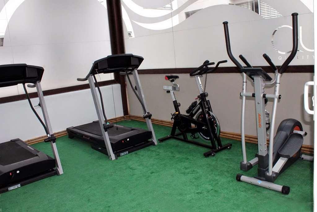 Quo Quality Hotel Манісалес Зручності фото Elliptical trainer (right)